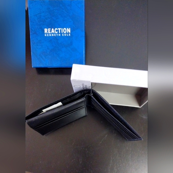 Kenneth Cole Reaction leather wallet NWT - Picture 1 of 7